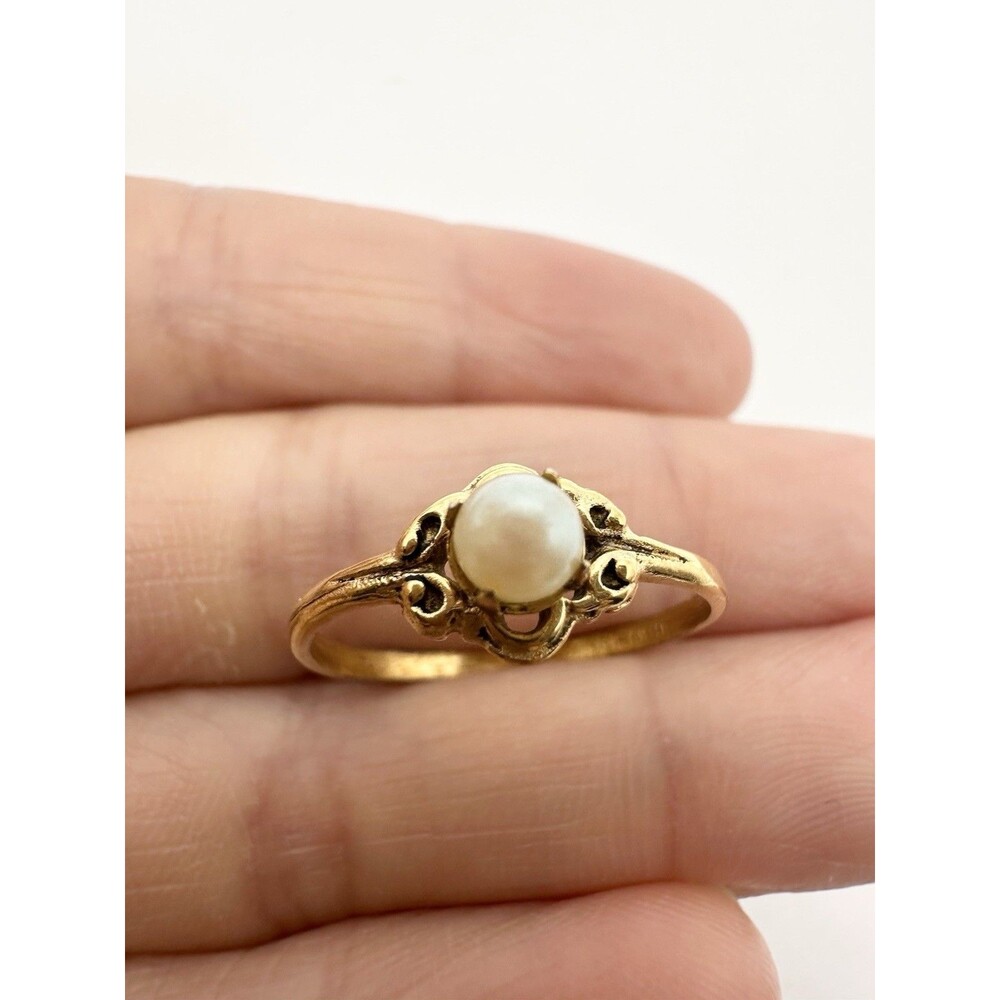 Vintage 18k Gold Plated Pearl Dainty Ring Size 6.5
